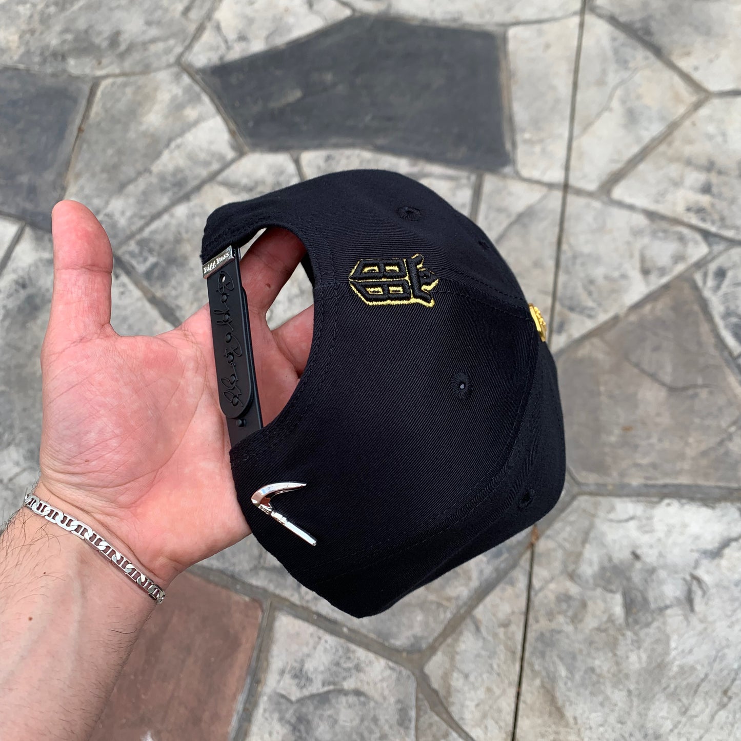 Gallo Hat Black and Gold