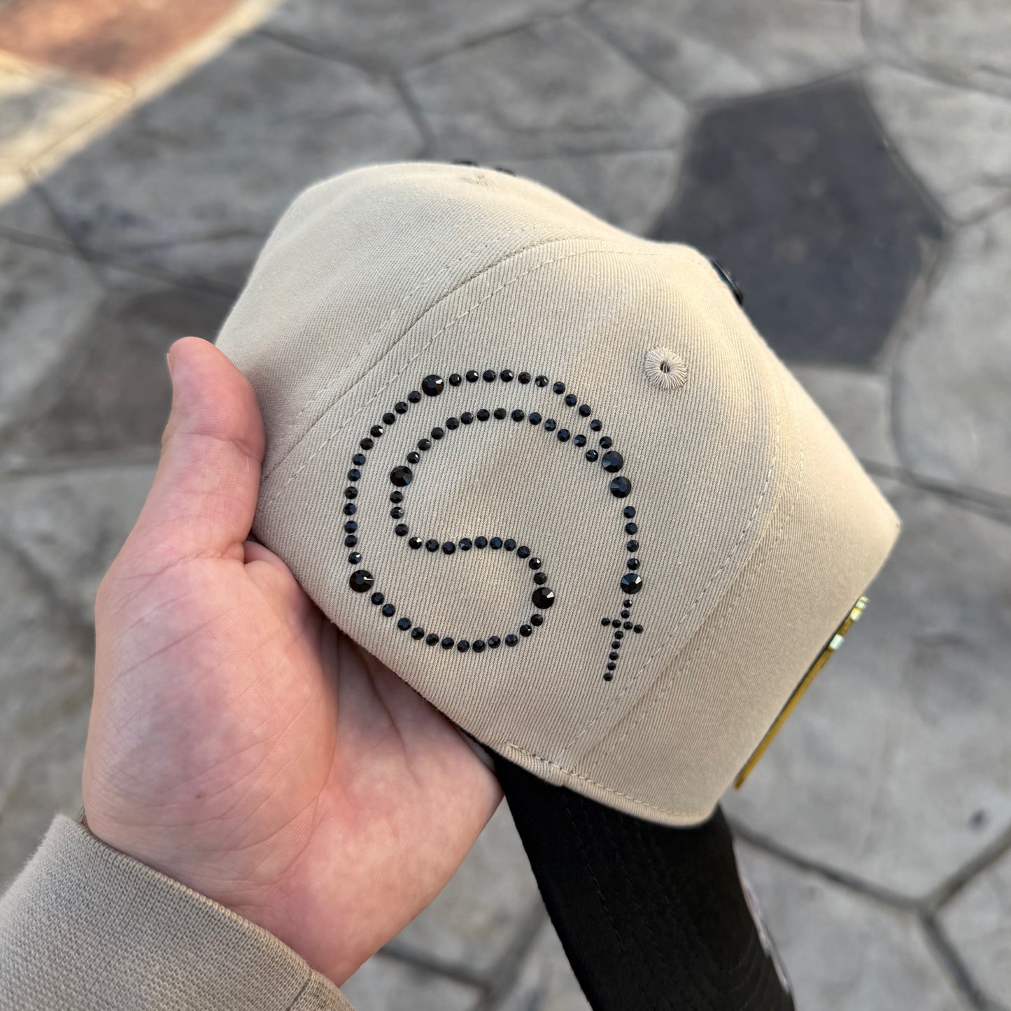 San Judas Placa Beige - Chava Hats