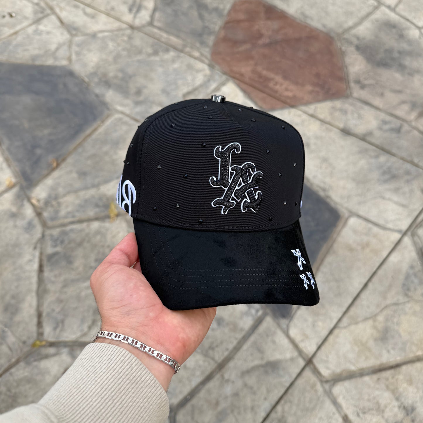 BLESSED SNAPBACK - DROVAL