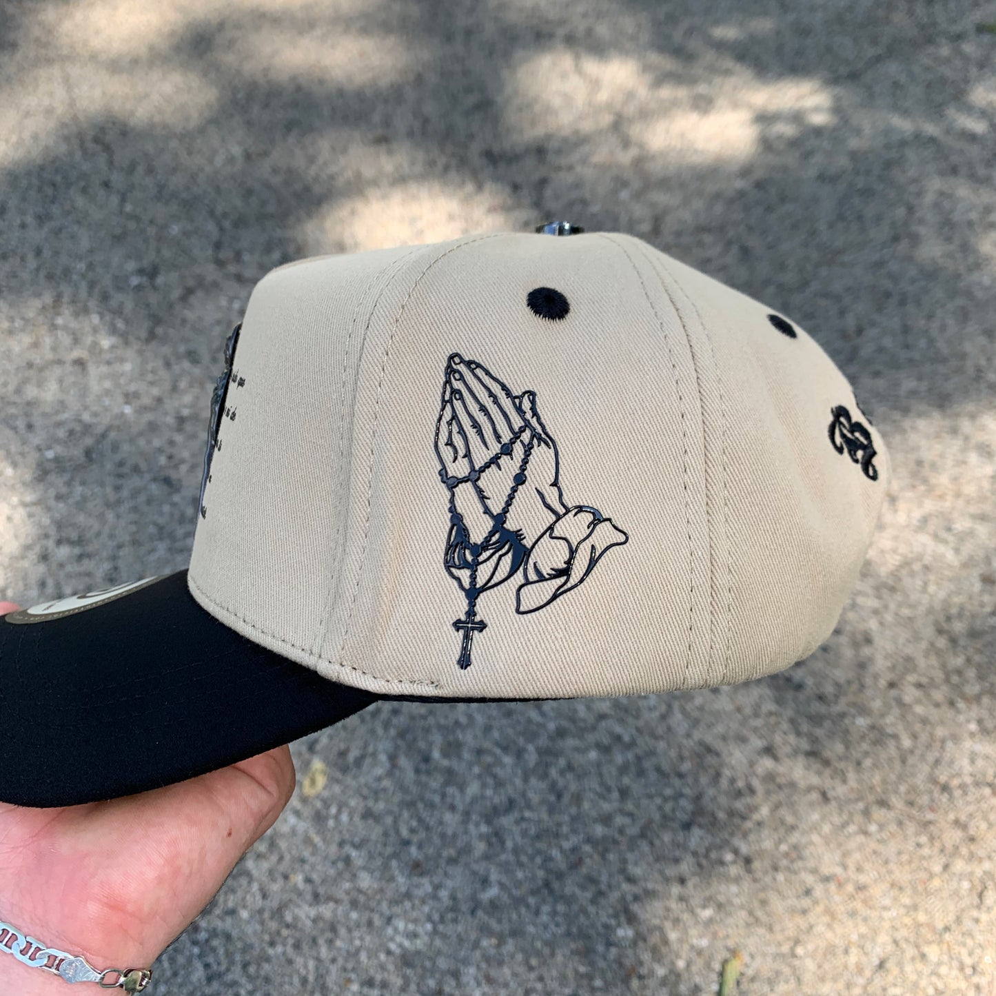 San Judas Beige SnapBack Hat Droval