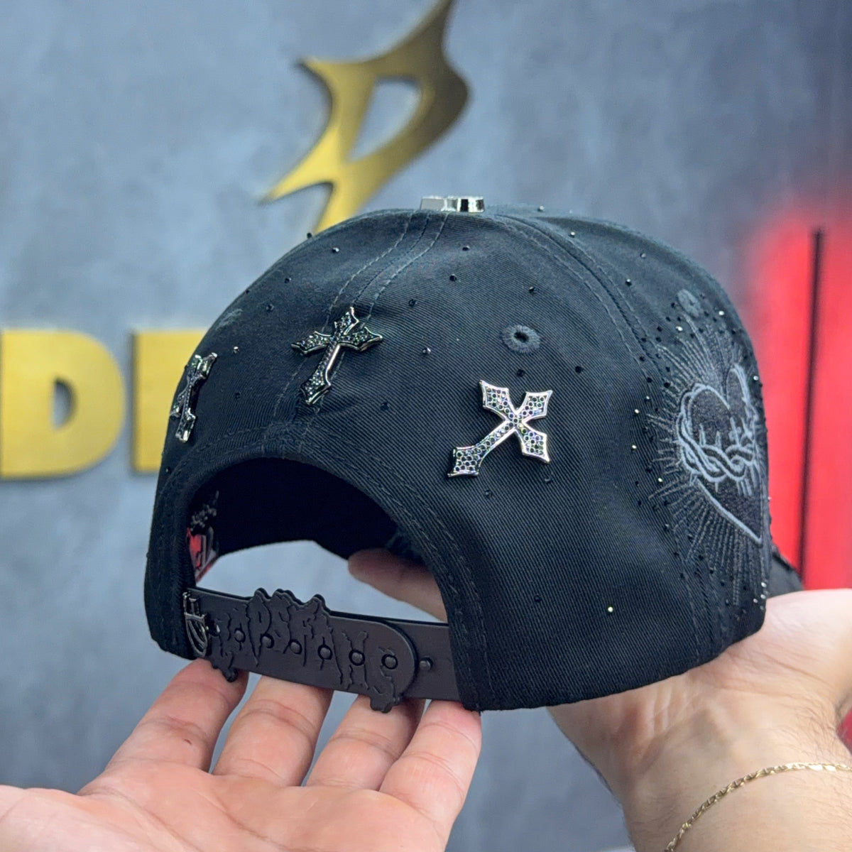 Cristo SnapBack Hat Full Set