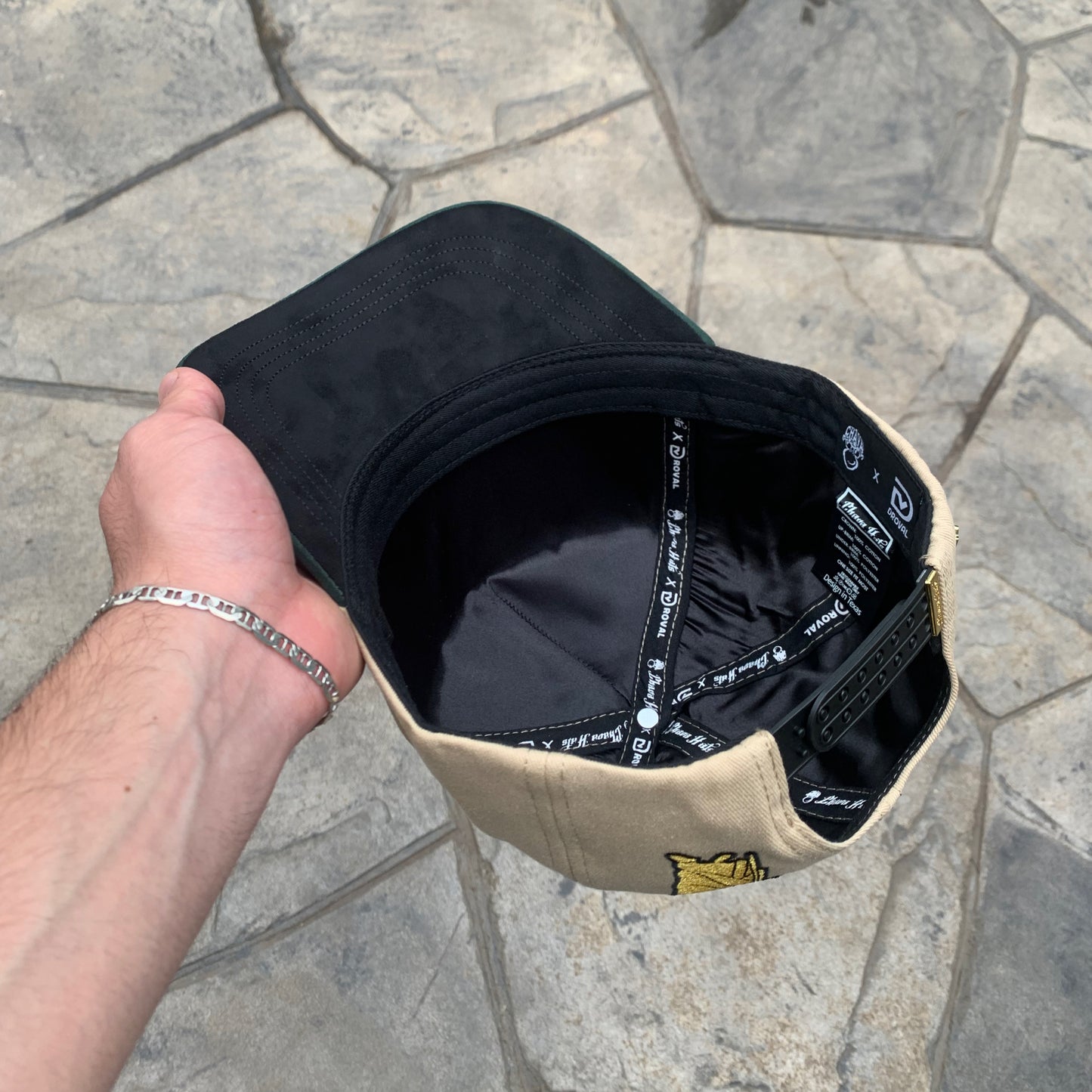 San Judas Letras Droval x Chava Hats BEIGE